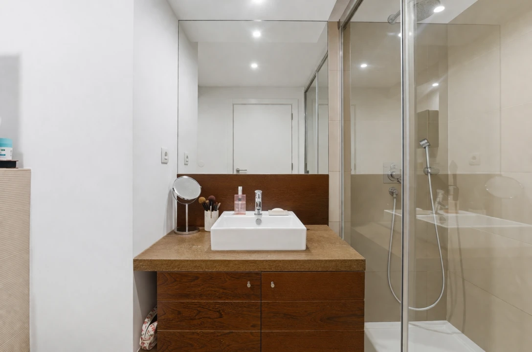 Apartamento T4 para Venda em Parque das Nações Foto 28