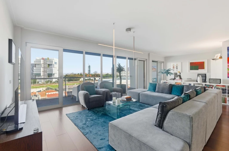 Apartamento T4 para Venda em Parque das Nações Foto 7