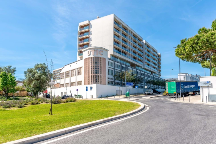 Apartamento T4 para Venda em Parque das Nações Foto 31