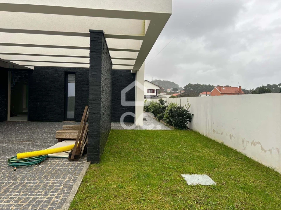 Moradia T3 para Venda em Castelo do Neiva Foto 31