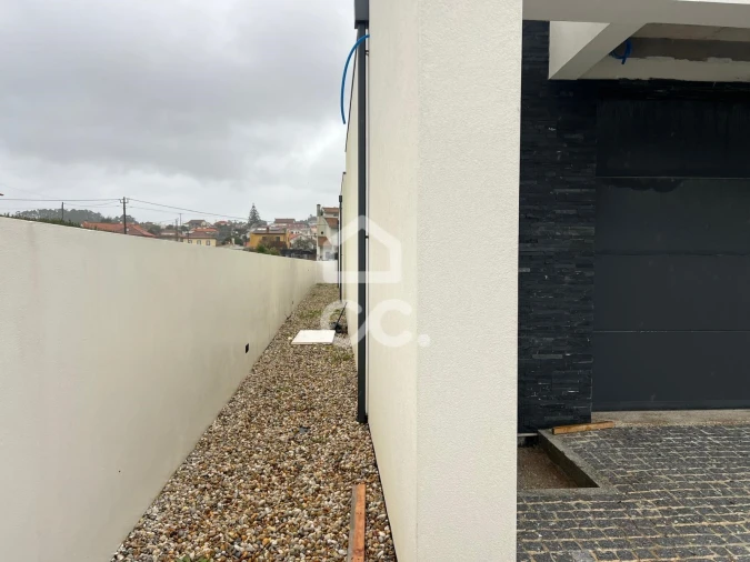 Moradia T3 para Venda em Castelo do Neiva Foto 8