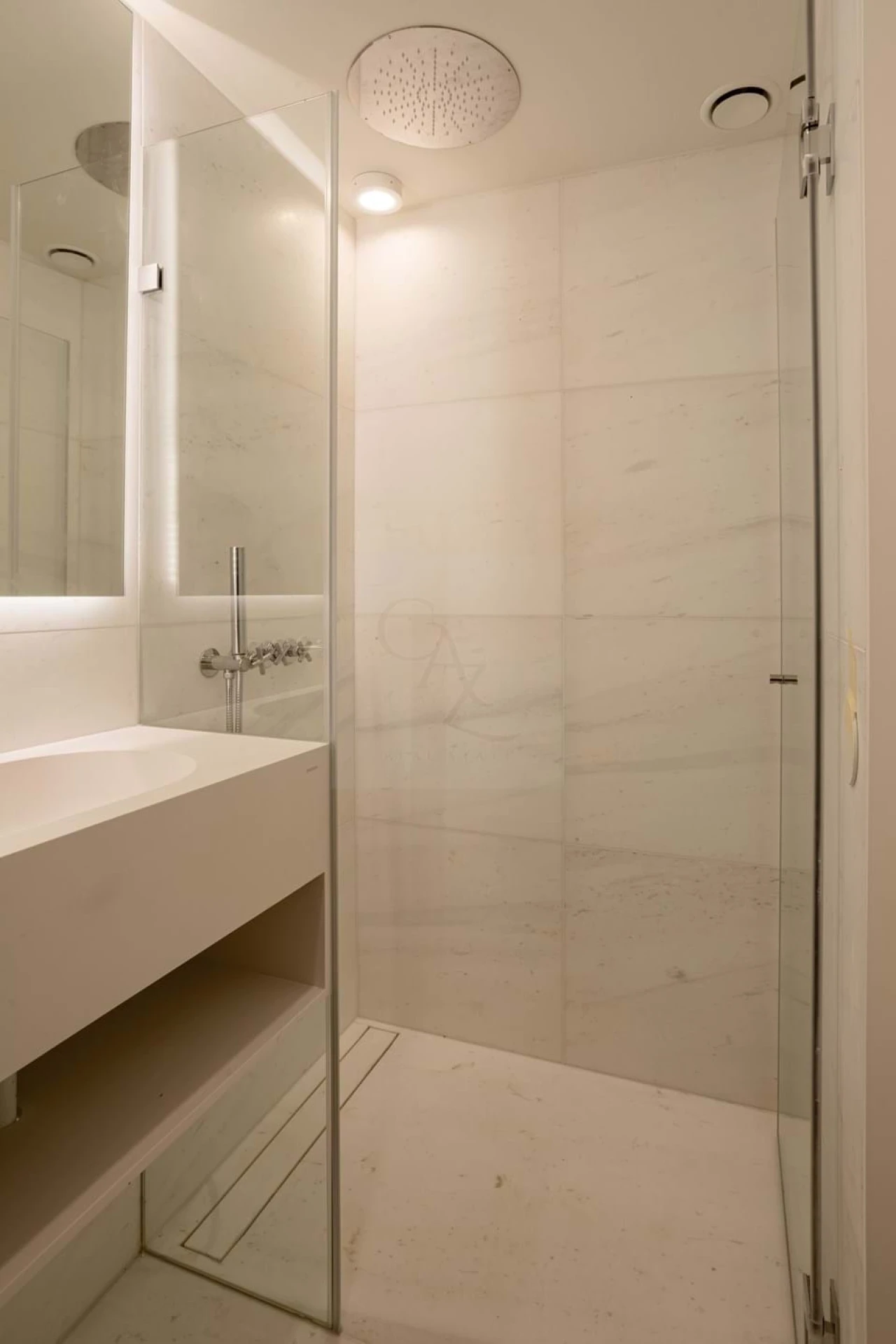 Apartamento T2 para Venda em Santo António Foto 33