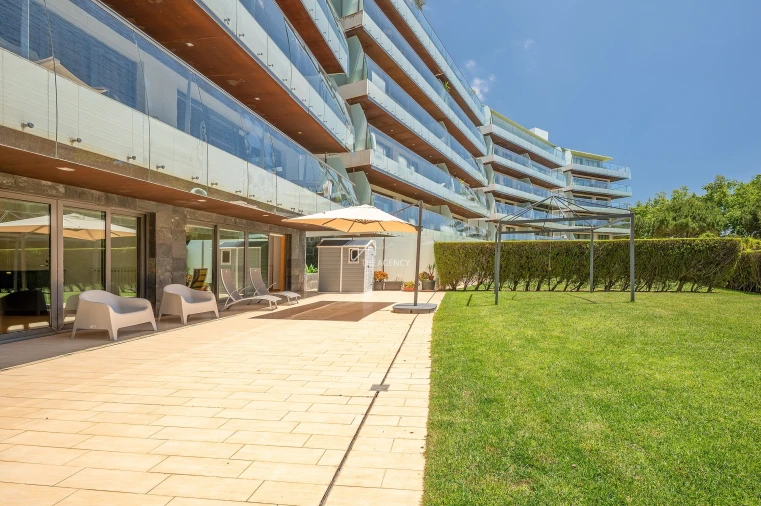 Apartamento T2 para Venda em Cascais e Estoril Foto 1