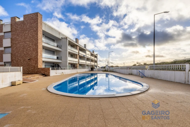 Apartamento T2 para Venda em São Martinho do Porto Foto 28