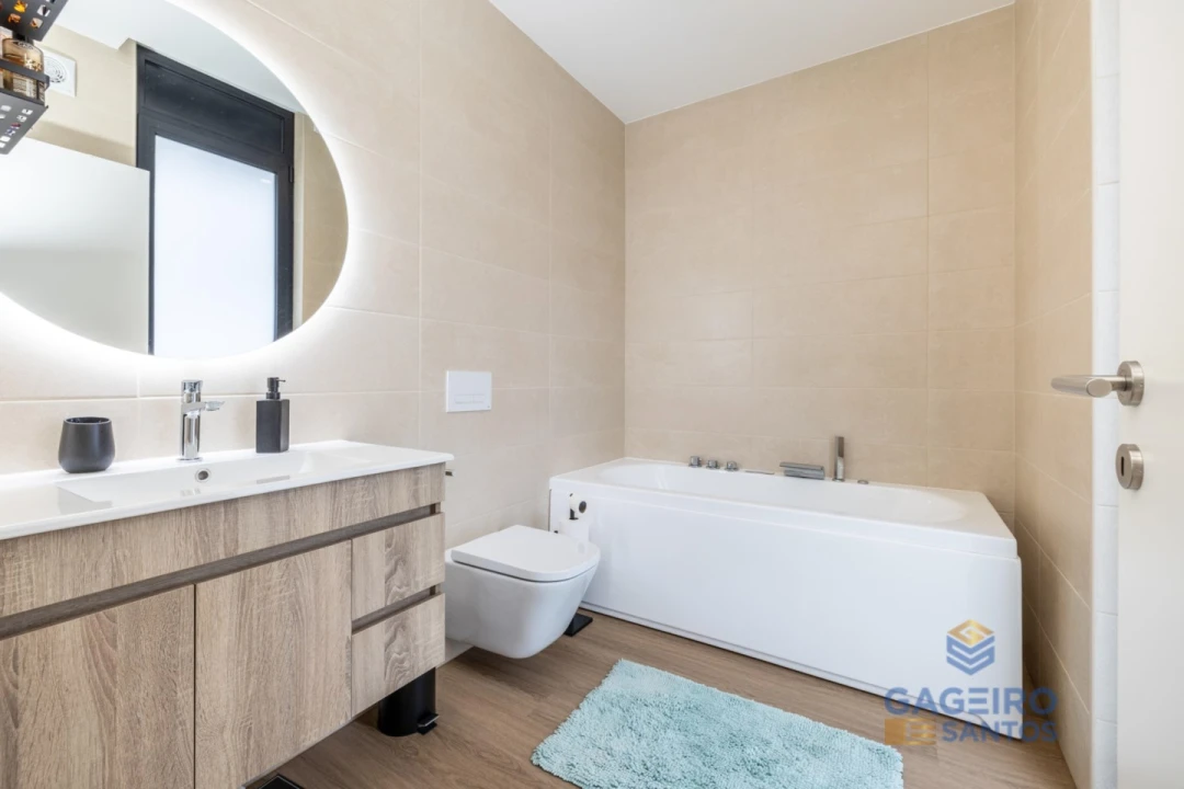 Moradia T3 para Venda em Alfeizerão Foto 27