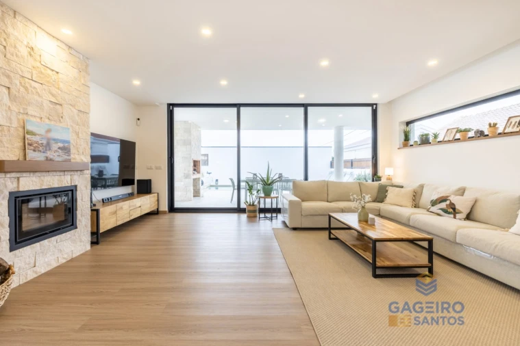 Moradia T3 para Venda em Alfeizerão Foto 19