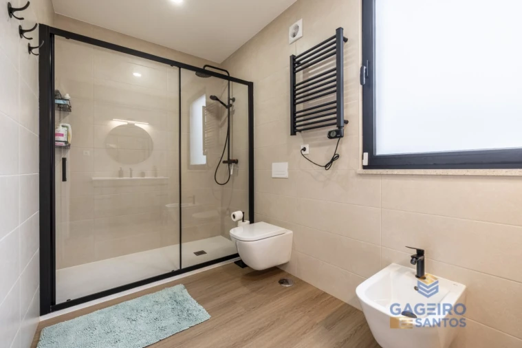 Moradia T3 para Venda em Alfeizerão Foto 24