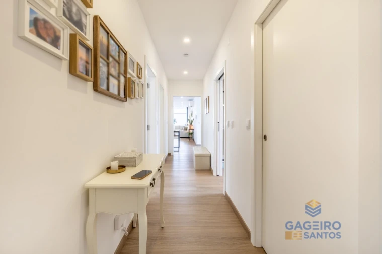 Moradia T3 para Venda em Alfeizerão Foto 29