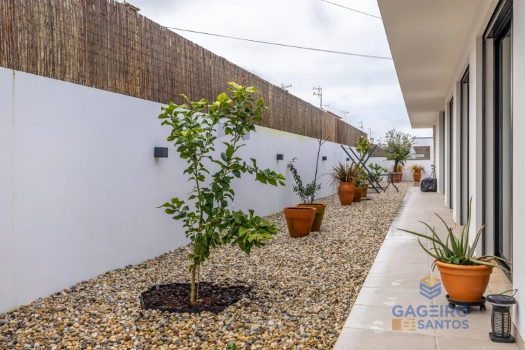 Moradia T3 para Venda em Alfeizerão Foto 42