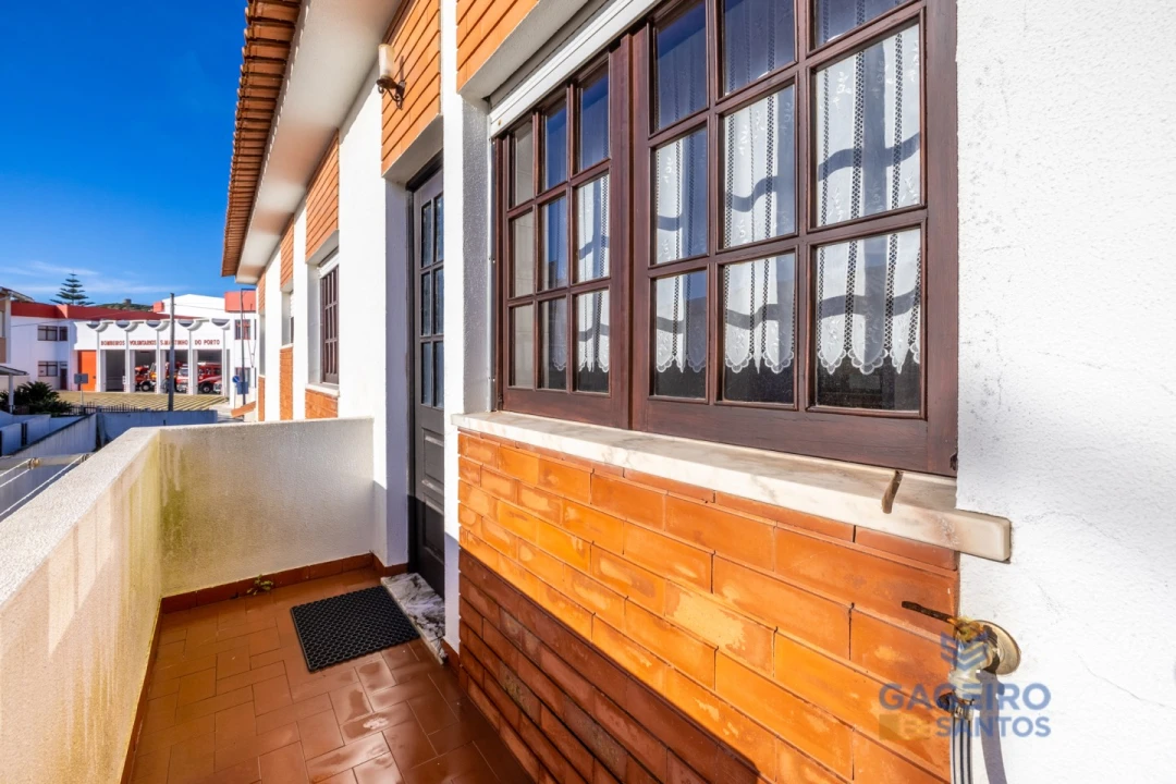 Apartamento T3 para Arrendamento em São Martinho do Porto Foto 12