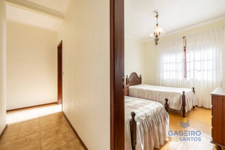 Apartamento T3 para Arrendamento em São Martinho do Porto Foto 13