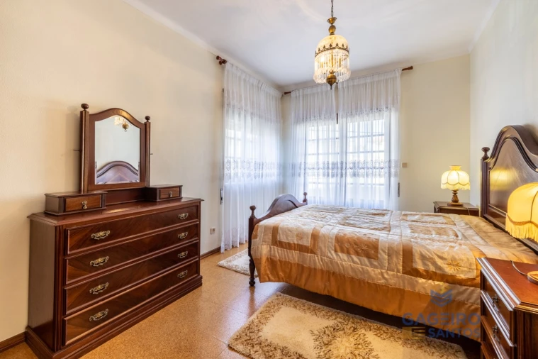 Apartamento T3 para Arrendamento em São Martinho do Porto Foto 21