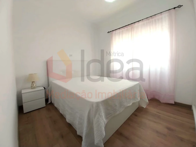 Apartamento T1 para Venda em Amora Foto 6