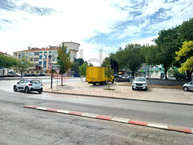 Apartamento T1 para Venda em Amora Foto 19