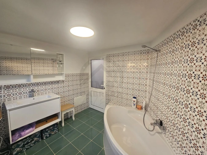 Quarto para Arrendamento em Camara de Lobos Foto 17