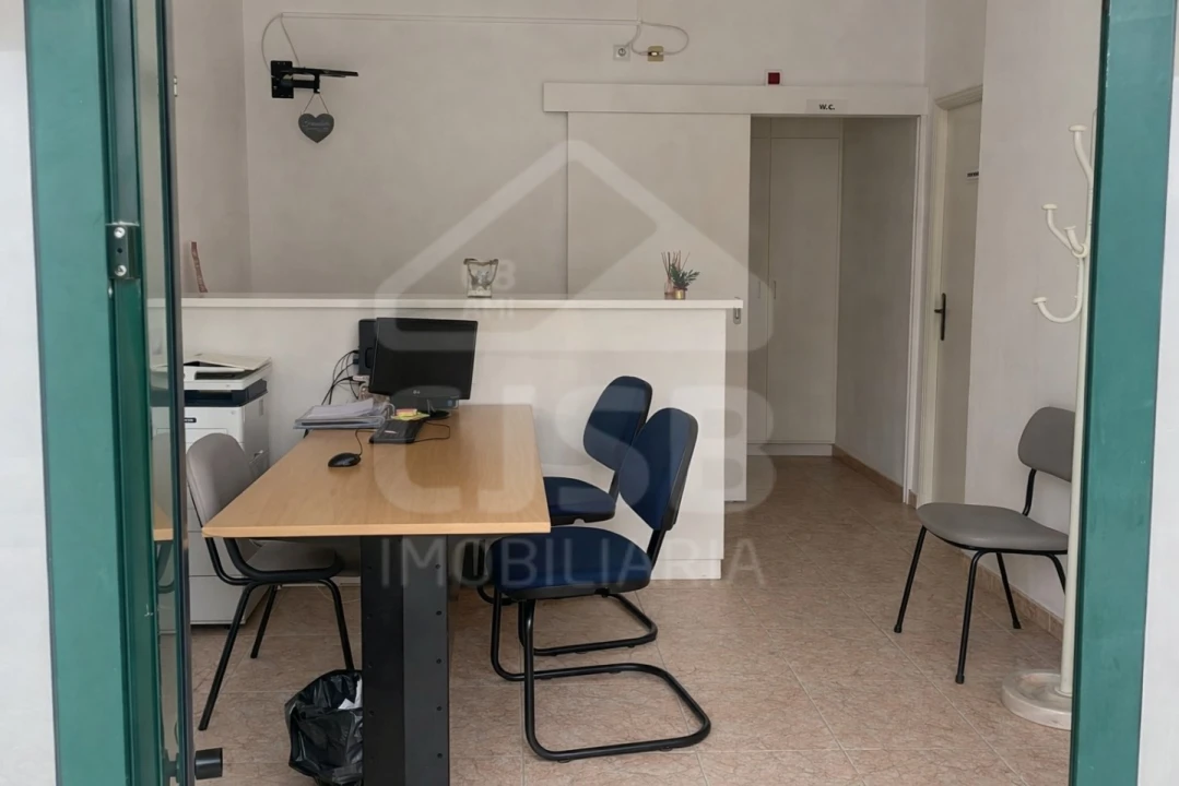 Loja para Venda em Salvaterra de Magos e Foros de Salvaterra Foto 1