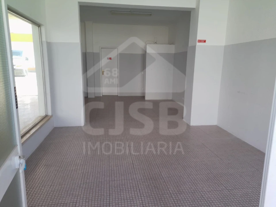 Loja para Venda em Salvaterra de Magos e Foros de Salvaterra Foto 4