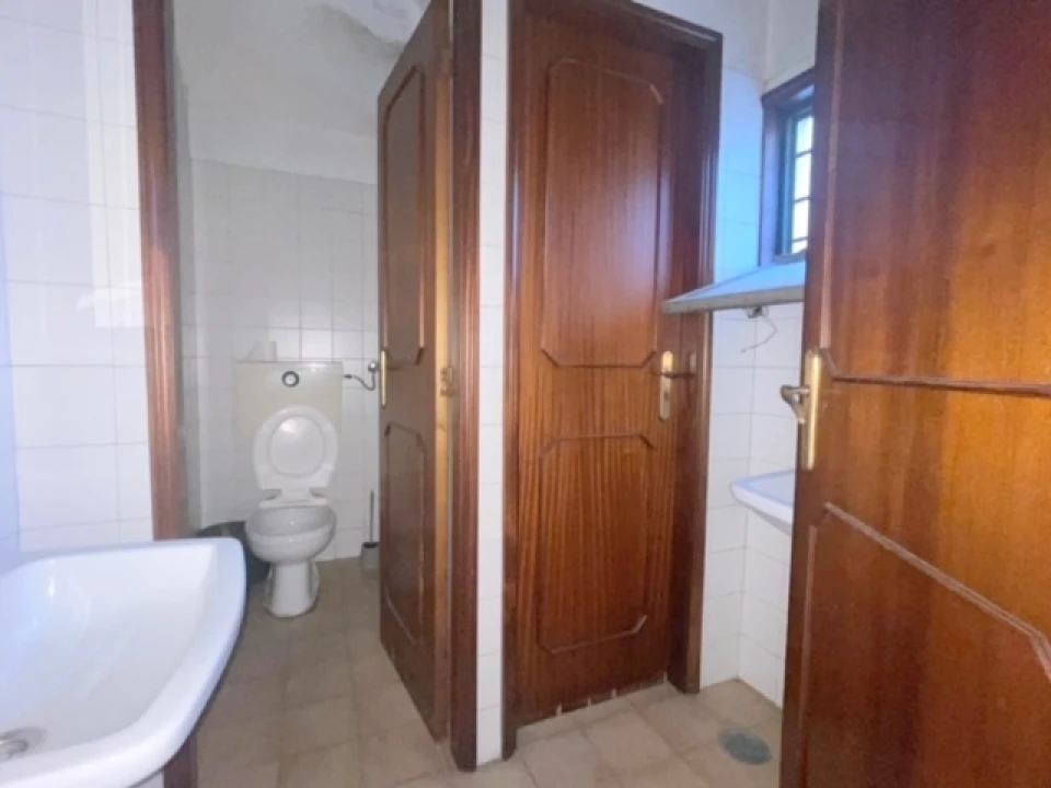 Prédio para Venda em Madalena Foto 3