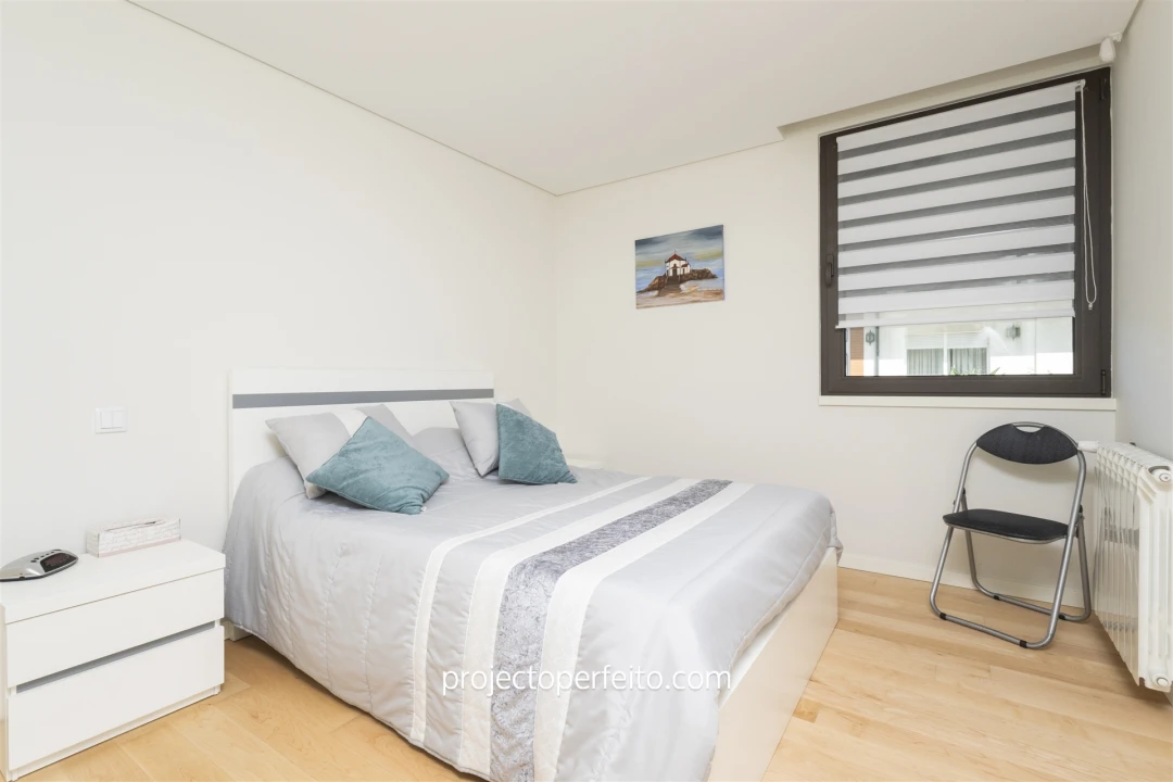 Apartamento T1 para Arrendamento em Espinho Foto 11