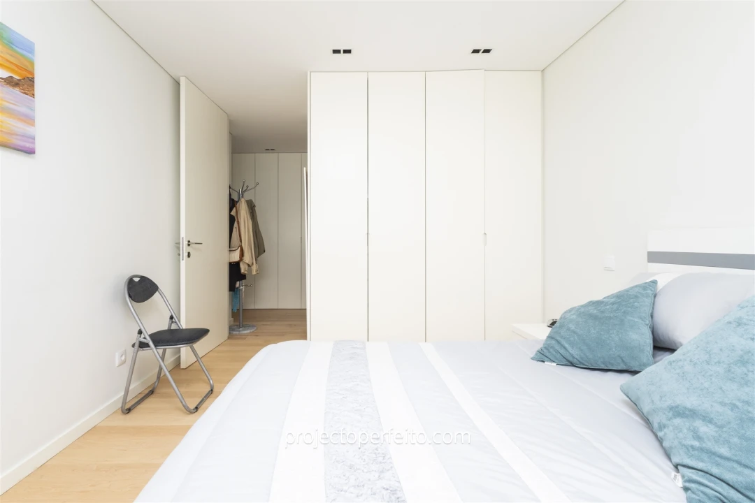 Apartamento T1 para Arrendamento em Espinho Foto 12