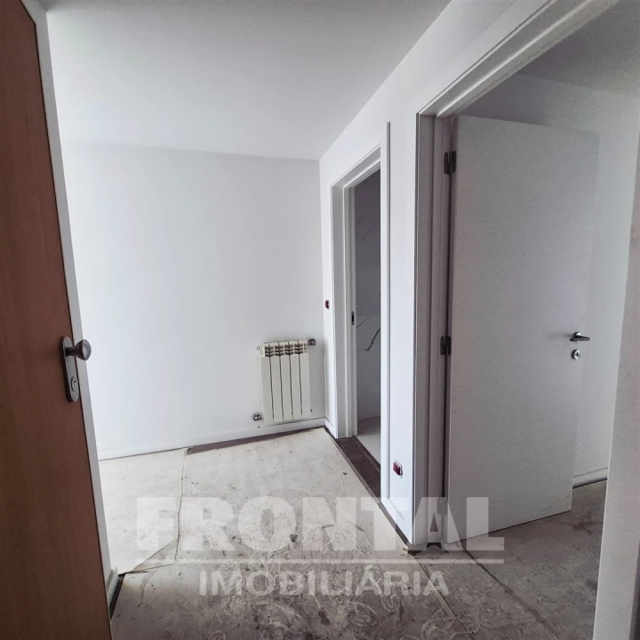 Apartamento T3 para Venda em São Mamede de Infesta e Senhora da Hora Foto 10