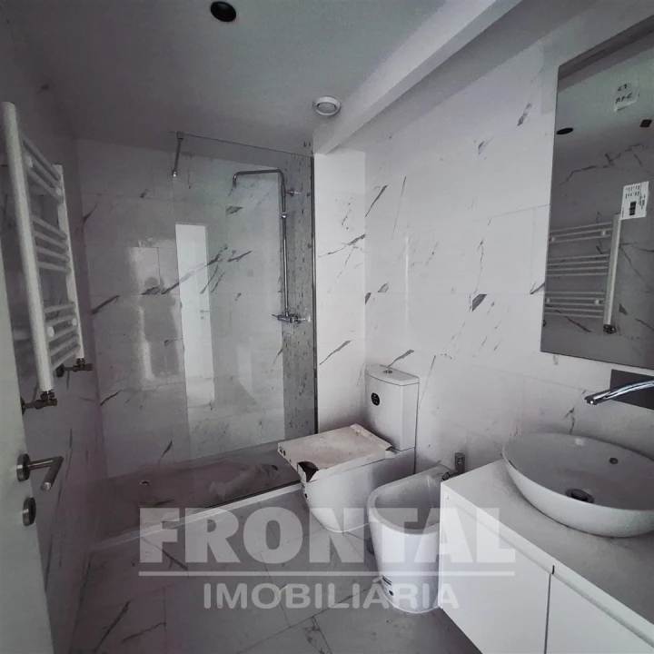 Apartamento T3 para Venda em São Mamede de Infesta e Senhora da Hora Foto 21