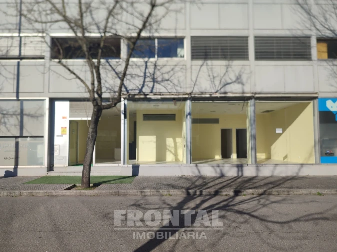 Loja para Venda em São Mamede de Infesta e Senhora da Hora Foto 3