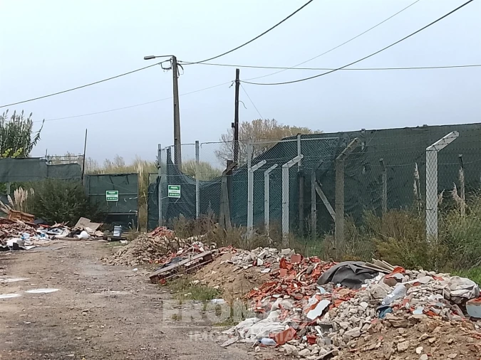 Terreno Comércio / Armazém para Venda em Perafita, Lavra e Santa Cruz do Bispo Foto 4