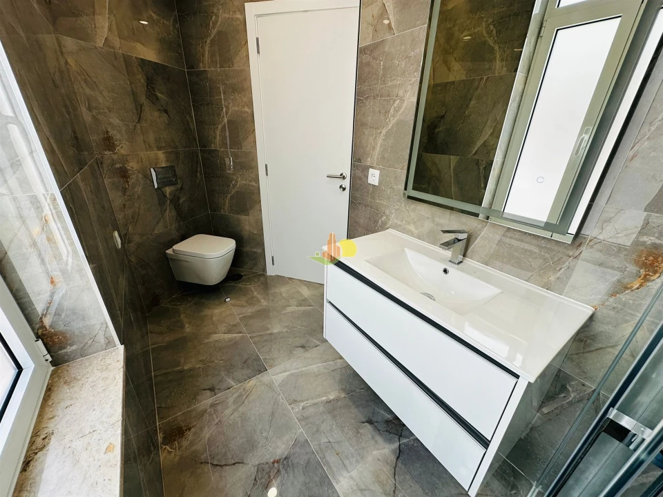 Apartamento T3 para Venda em Buarcos Foto 13