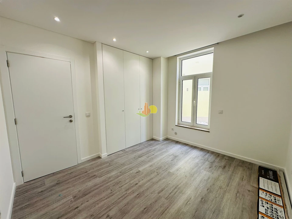 Apartamento T3 para Venda em Buarcos Foto 14