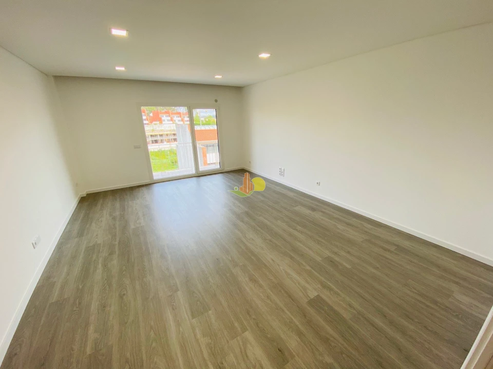 Apartamento T3 para Venda em Buarcos Foto 10