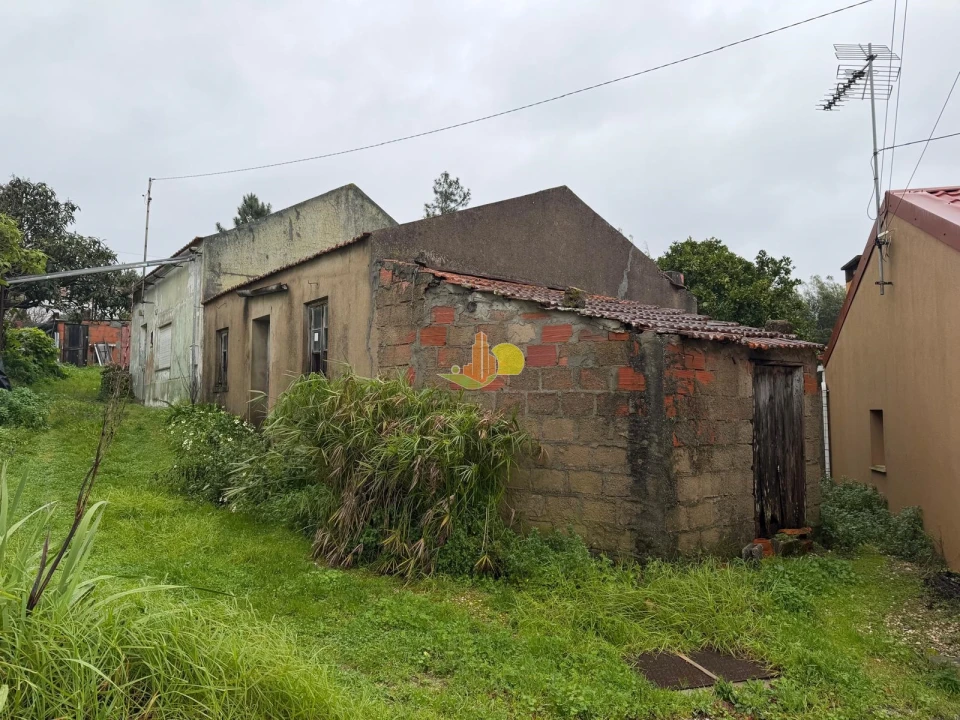 Moradia T3 para Venda em Tavarede Foto 1