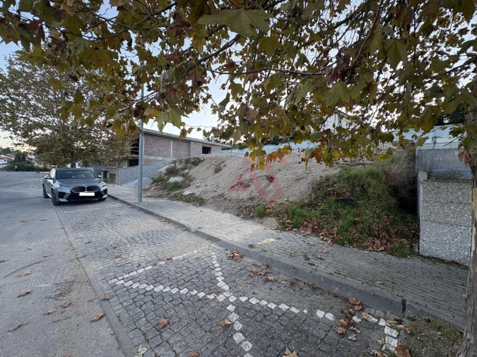 Terreno para Venda em Fermentões Foto 4