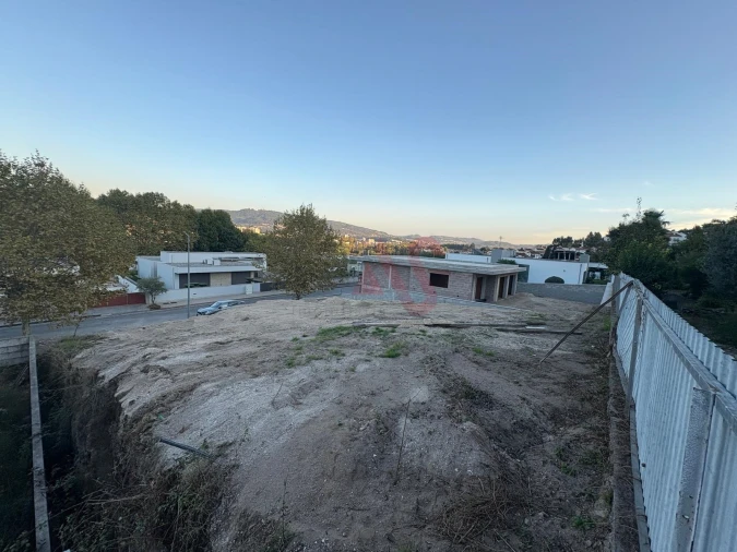 Terreno para Venda em Fermentões Foto 6