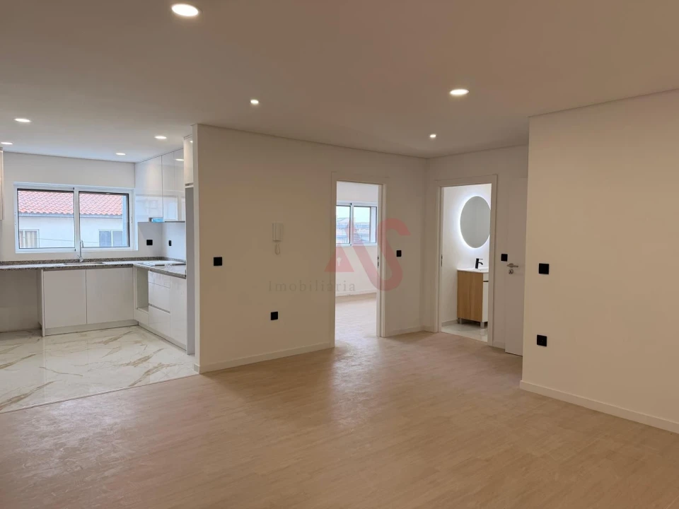 Apartamento T3 para Venda em Lustosa e Barrosas (Santo Estêvão) Foto 3