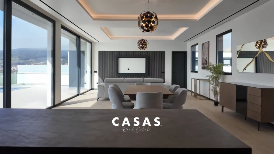 Moradia T3 para Venda em Arco da Calheta Foto 13