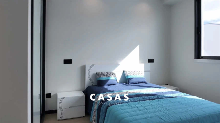 Moradia T3 para Venda em Arco da Calheta Foto 19