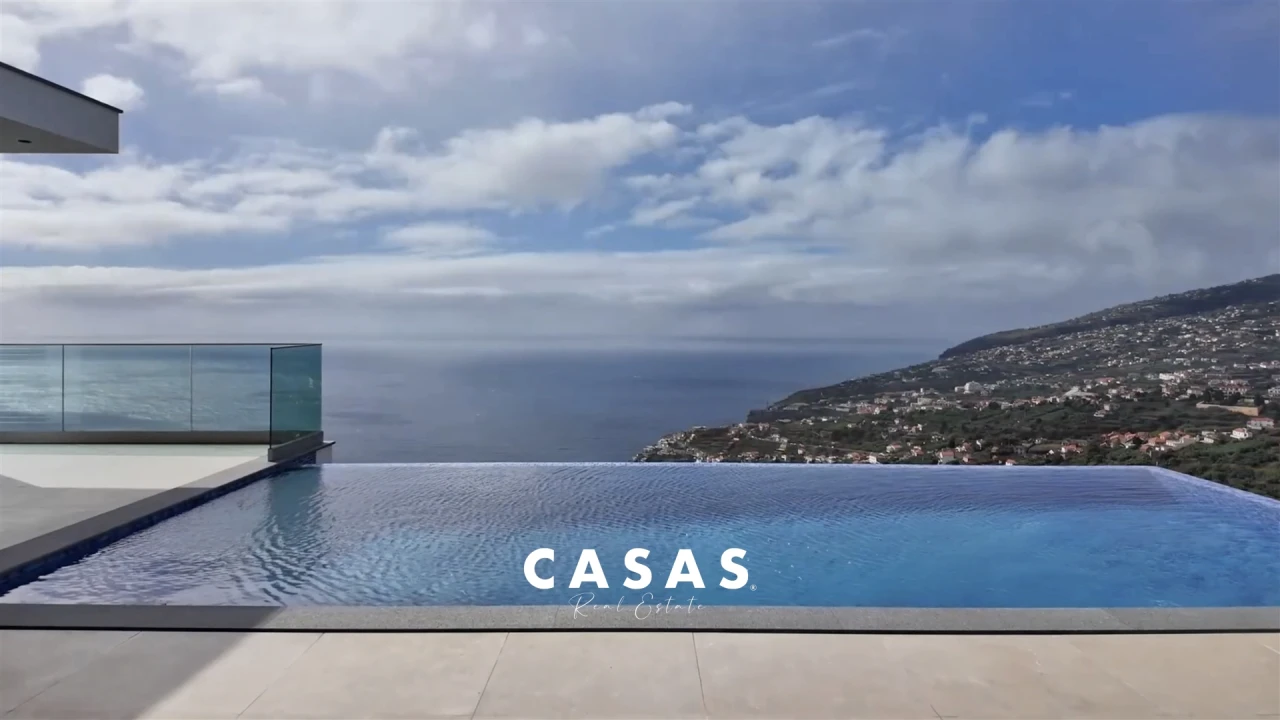 Moradia T3 para Venda em Arco da Calheta Foto 2