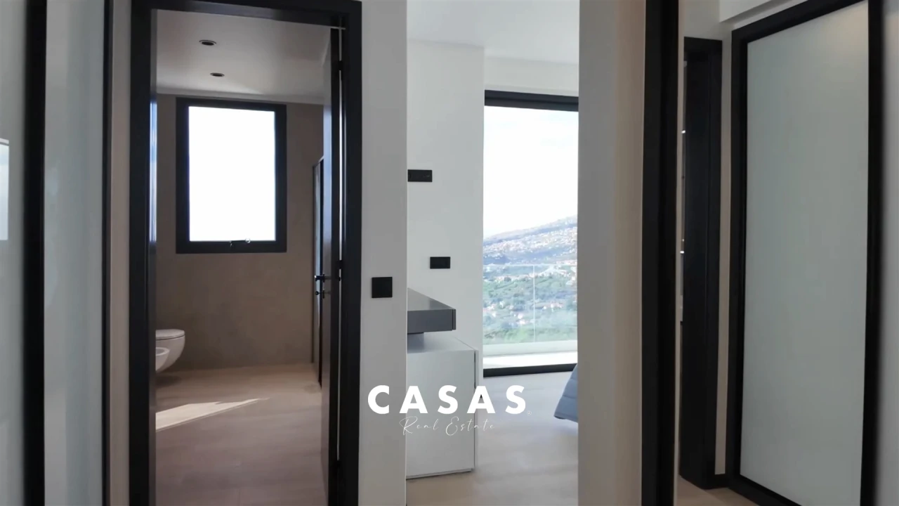 Moradia T3 para Venda em Arco da Calheta Foto 21