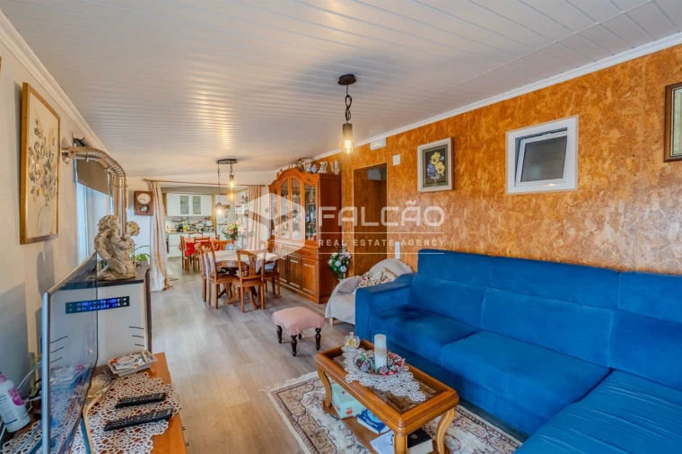 Moradia T4 para Venda em Marvila, Ribeira Santarém, São Salvador, São Nicolau Foto 5