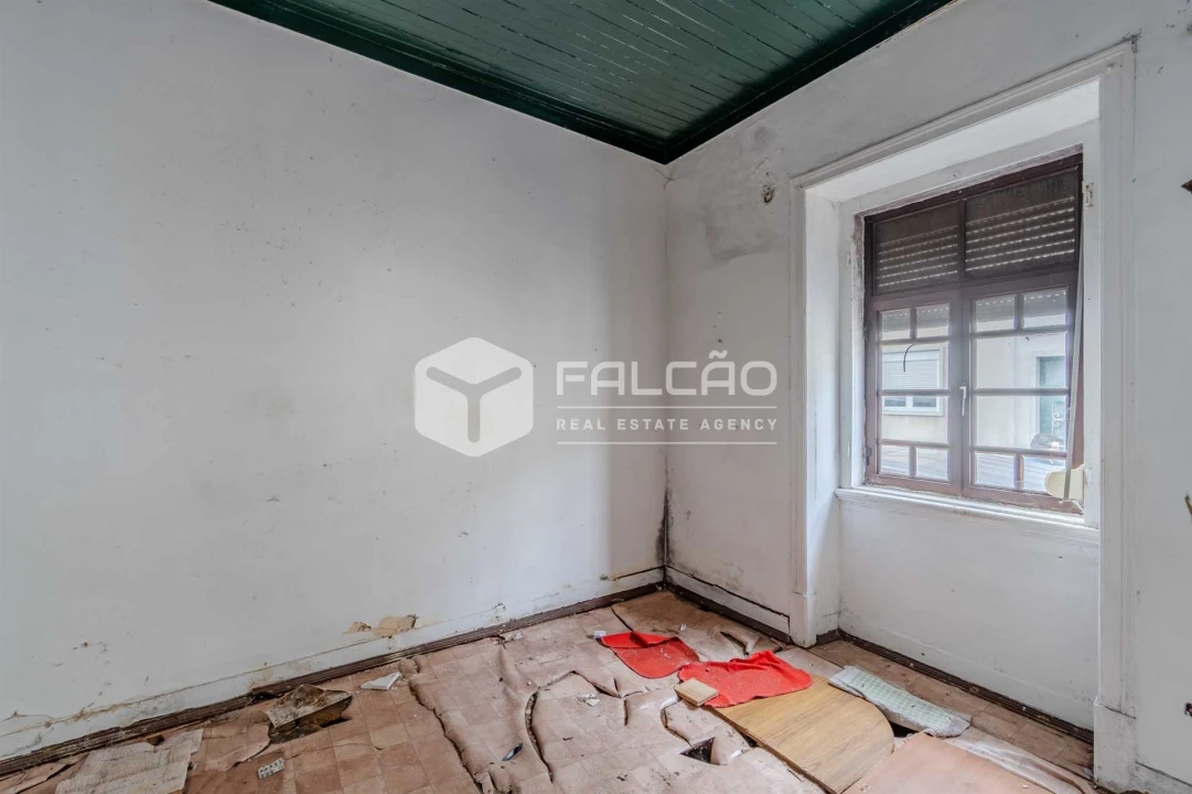 Moradia T7 para Venda em Marvila, Ribeira Santarém, São Salvador, São Nicolau Foto 13