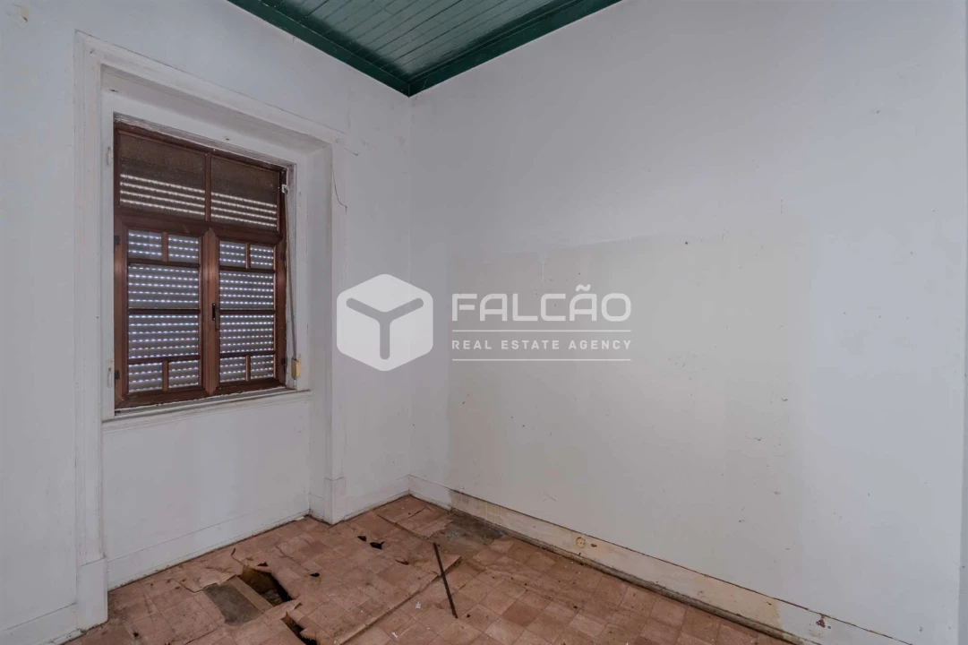 Moradia T7 para Venda em Marvila, Ribeira Santarém, São Salvador, São Nicolau Foto 12