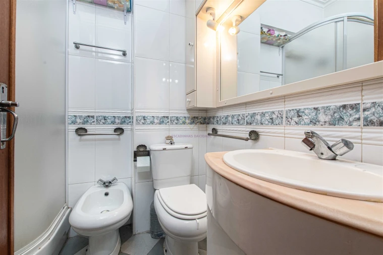 Apartamento T2 para Venda em Falagueira-Venda Nova Foto 9