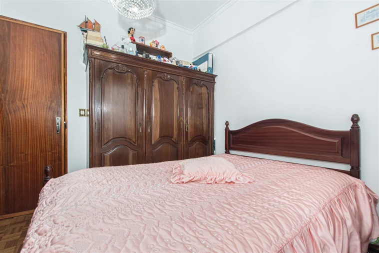 Apartamento T2 para Venda em Falagueira-Venda Nova Foto 14