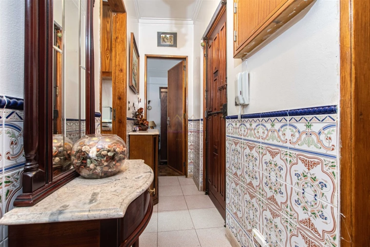 Apartamento T2 para Venda em Falagueira-Venda Nova Foto 16