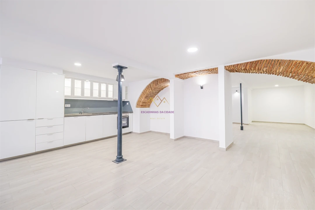 Prédio para Venda em União das Freguesias de Setúbal Foto 8