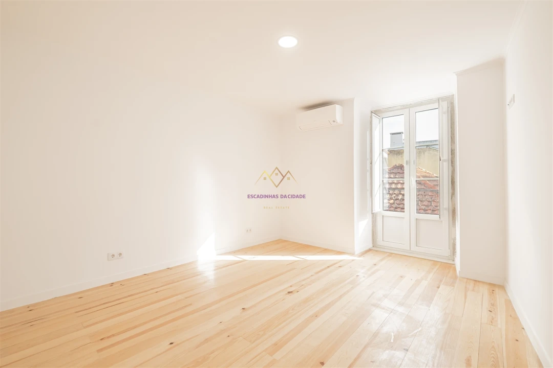 Prédio para Venda em União das Freguesias de Setúbal Foto 80