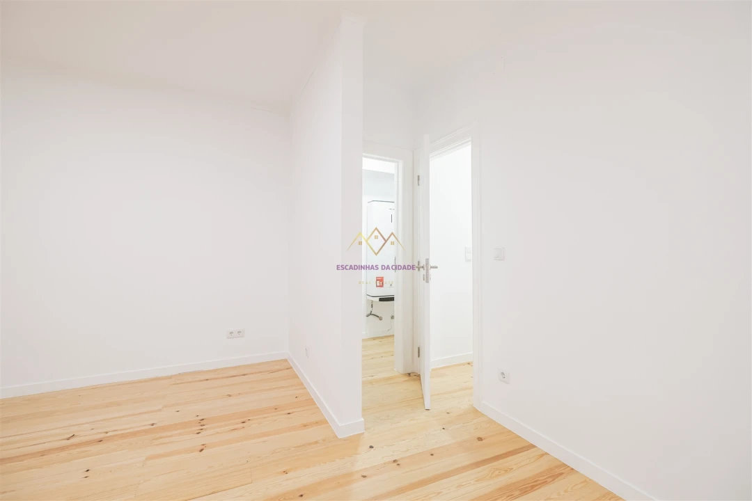 Prédio para Venda em União das Freguesias de Setúbal Foto 45