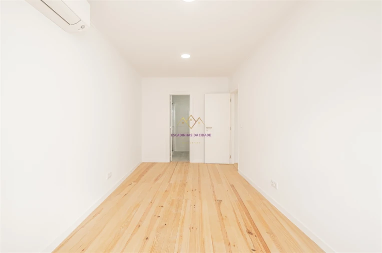 Prédio para Venda em União das Freguesias de Setúbal Foto 84