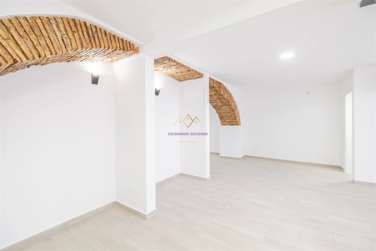 Prédio para Venda em União das Freguesias de Setúbal Foto 16